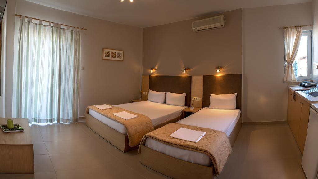 Nepheli Apartments And Studios Paralia Katerinis Bilik gambar
