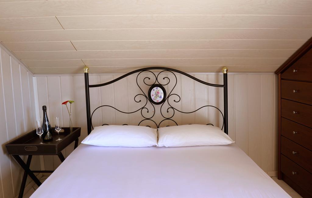 Nepheli Apartments And Studios Paralia Katerinis Bilik gambar
