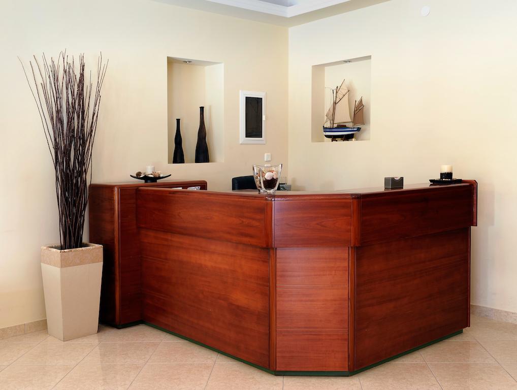 Nepheli Apartments And Studios Paralia Katerinis Luaran gambar
