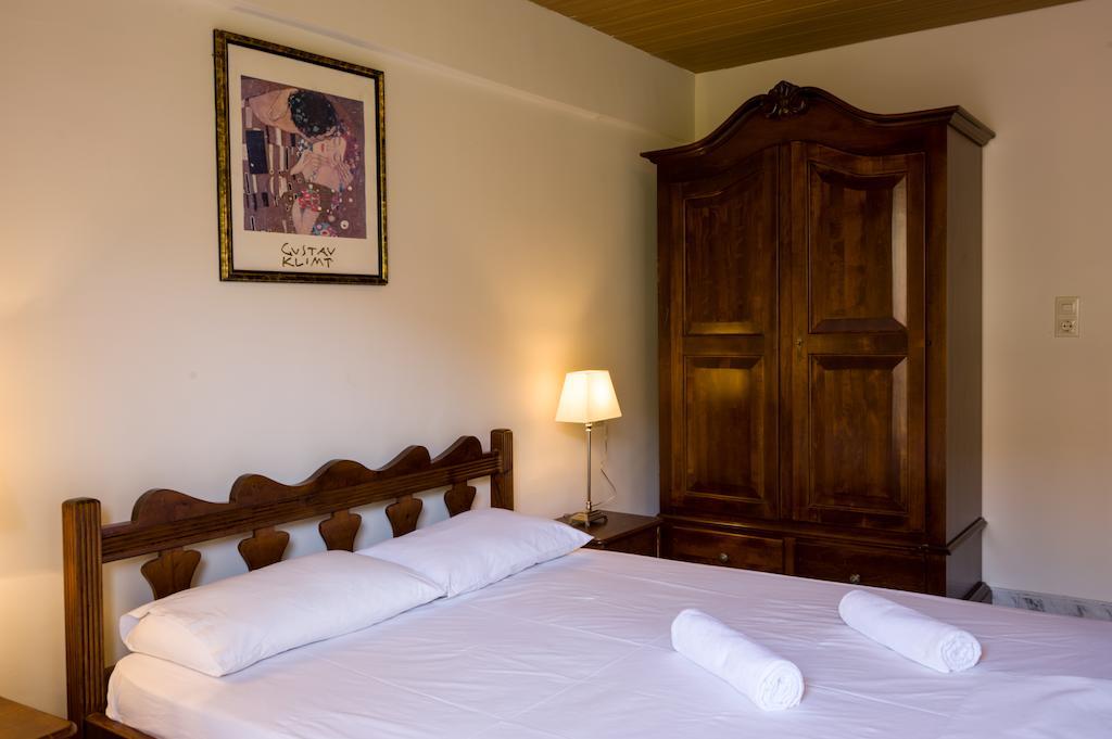 Nepheli Apartments And Studios Paralia Katerinis Bilik gambar