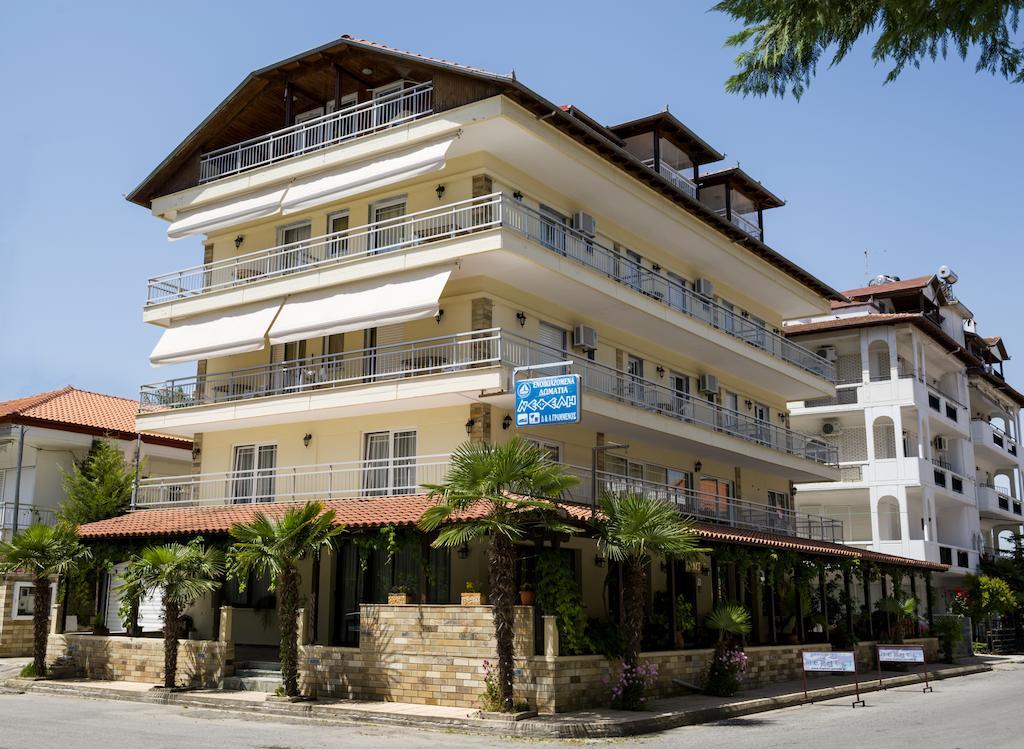 Nepheli Apartments And Studios Paralia Katerinis Luaran gambar