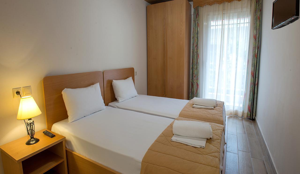 Nepheli Apartments And Studios Paralia Katerinis Luaran gambar