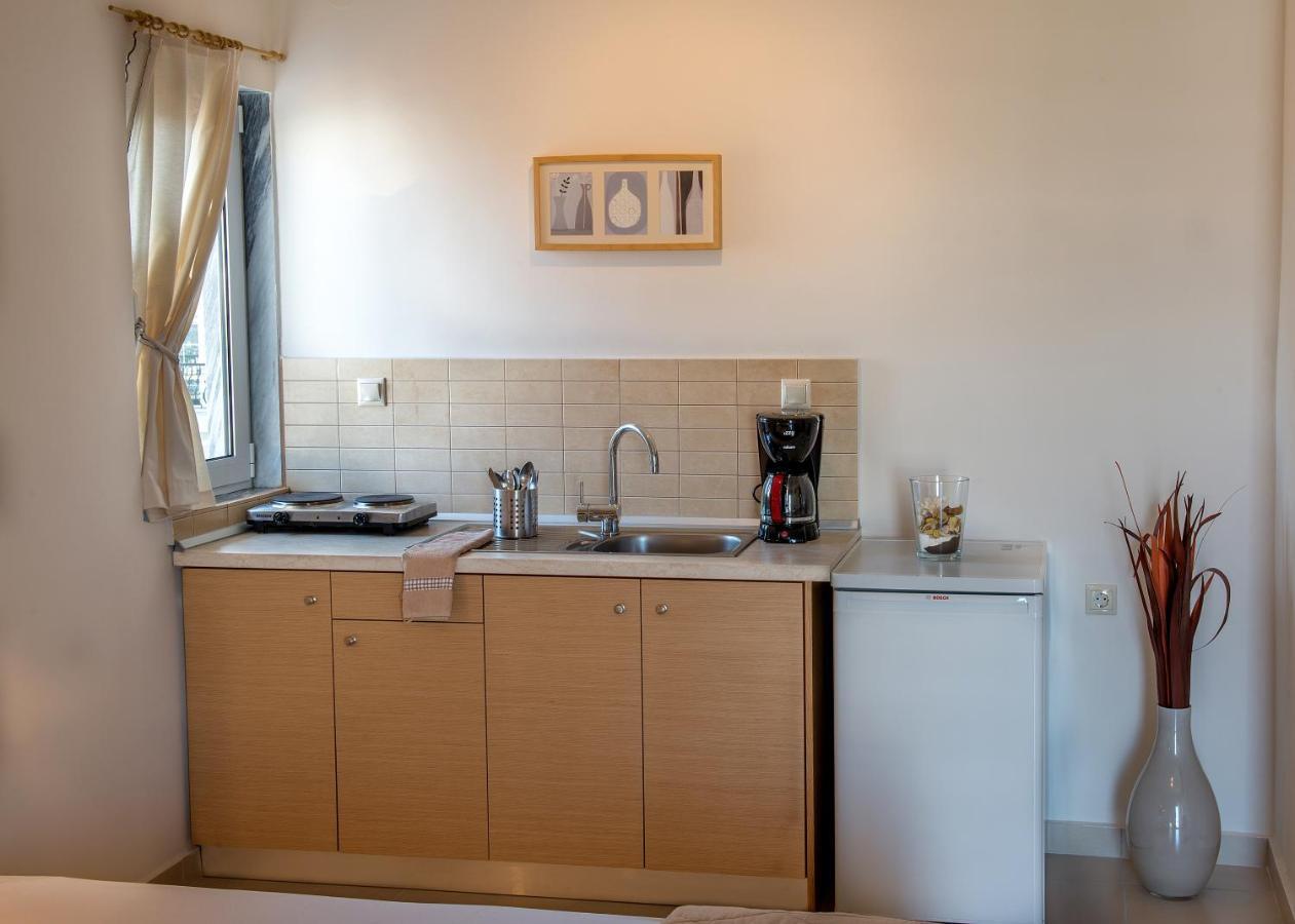 Nepheli Apartments And Studios Paralia Katerinis Bilik gambar